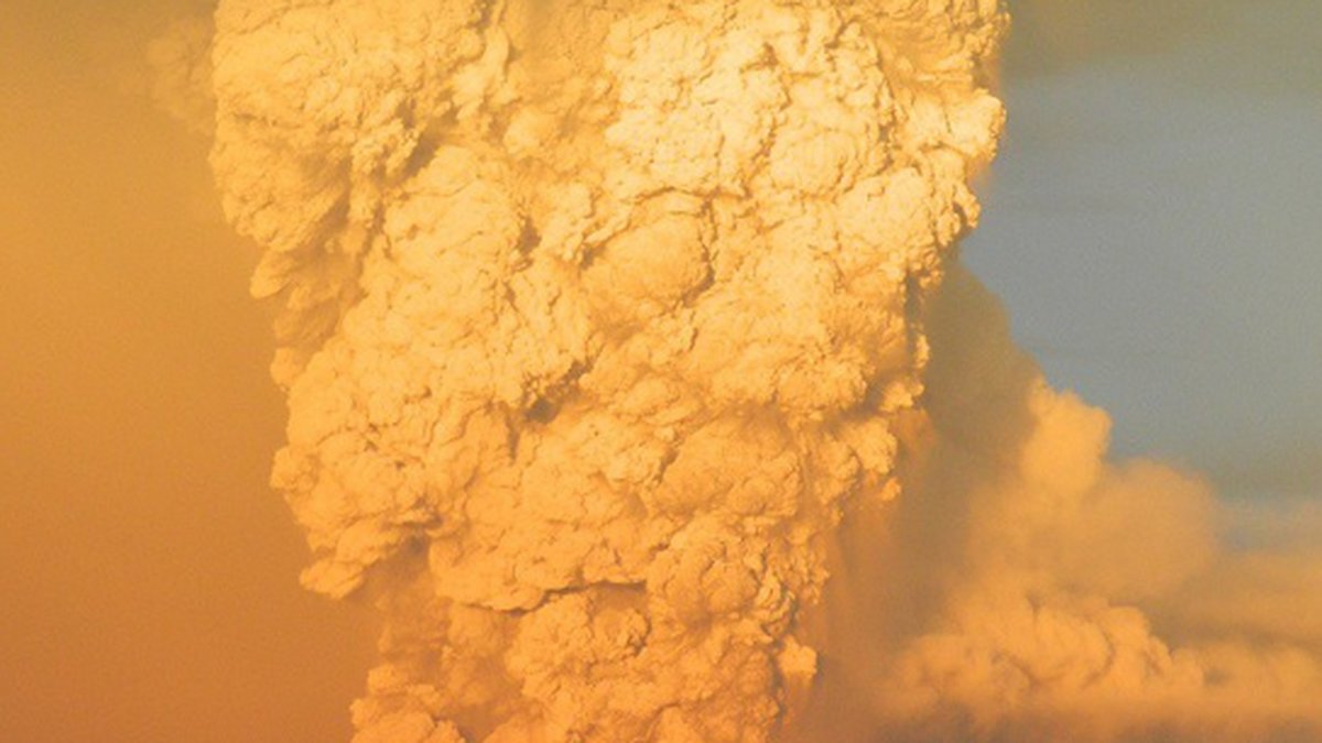 Vulkanen har nu fått sitt första utbrott på över 40 år.